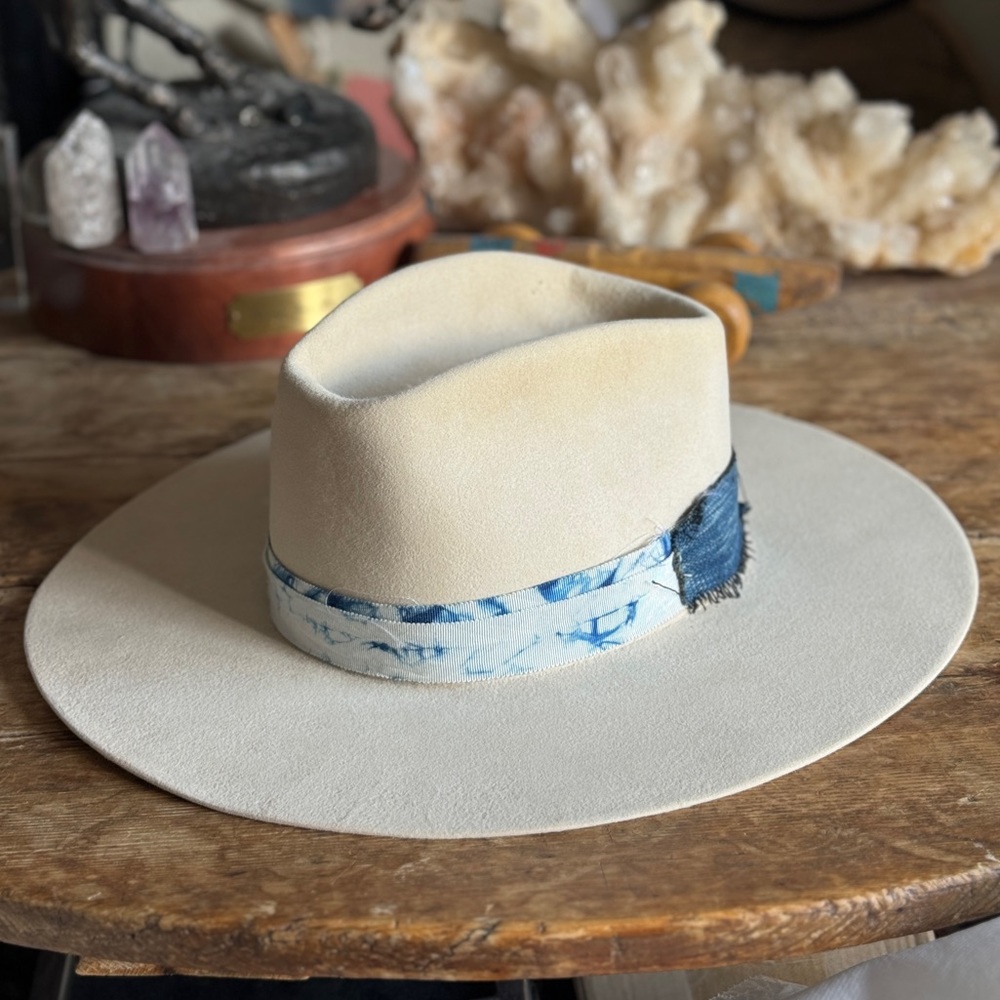 New Teressa Foglia 100 X beaver felt flat brim hat ivory 7 3/8 59 Nick Fouquet